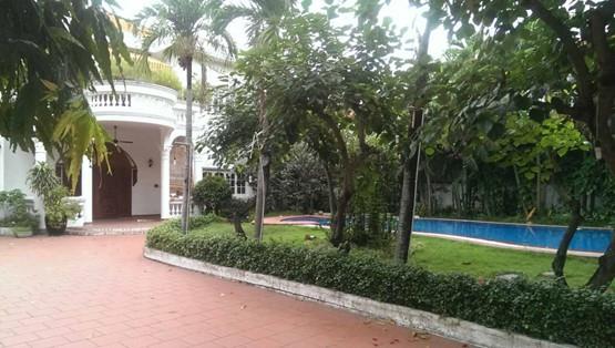 villa for rent in thao dien district 2 hcmc D2200093 (1)